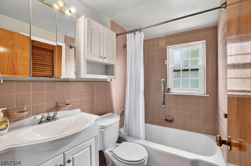 7 Bond Pl Property Photo 24
