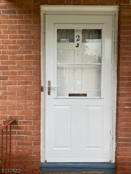 2 Colonial Dr J Property Photo 4