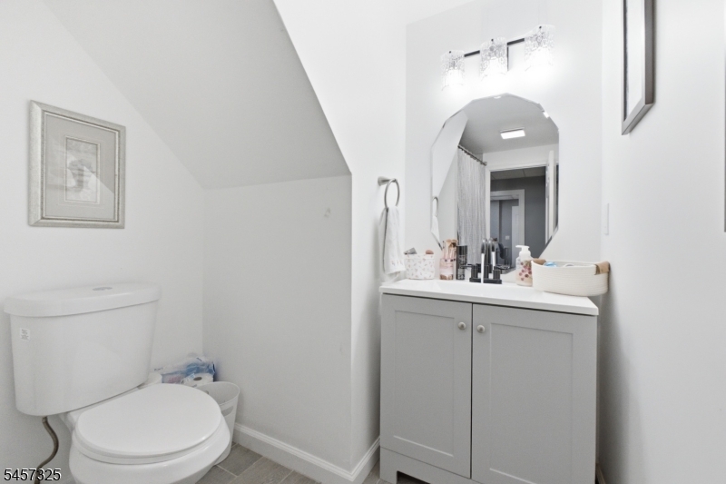 234 Belvidere Ave 2 Property Photo 11