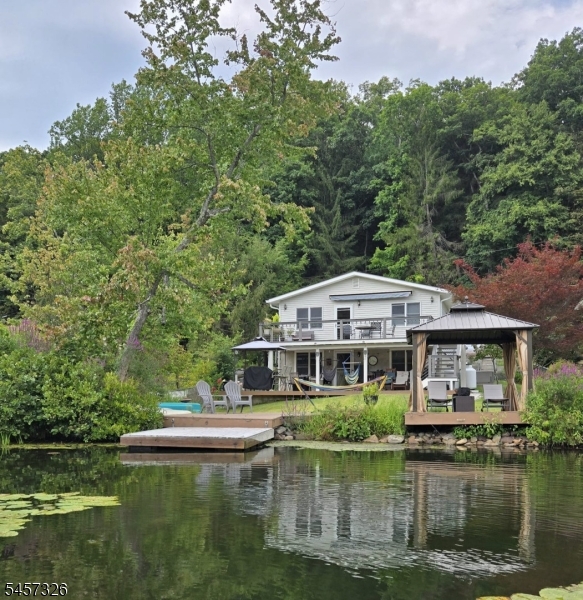 101 Woods Rd Property Photo 1
