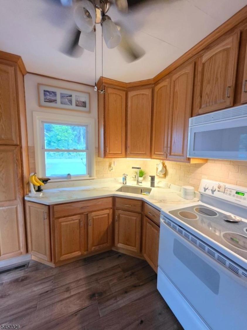 101 Woods Rd Property Photo 25