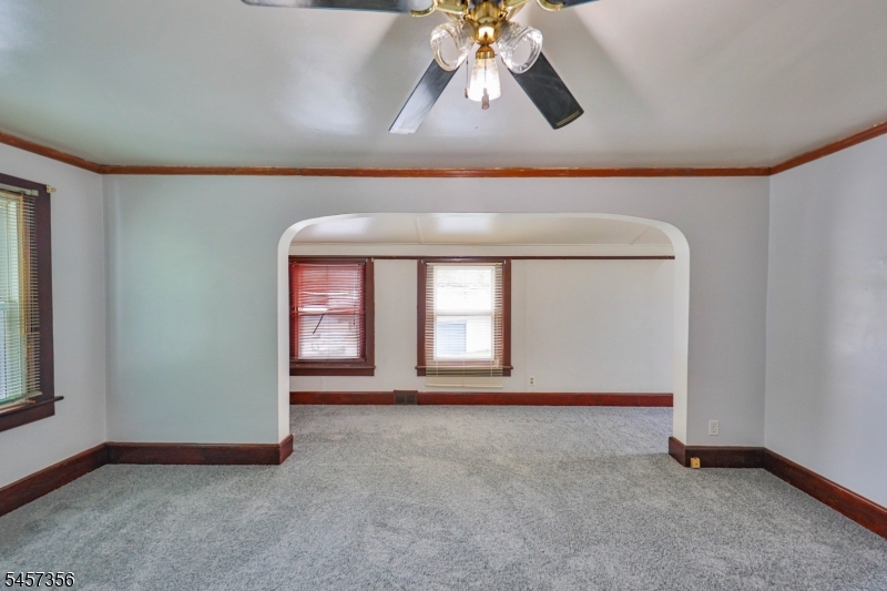 12 Limekiln Rd Property Photo 6