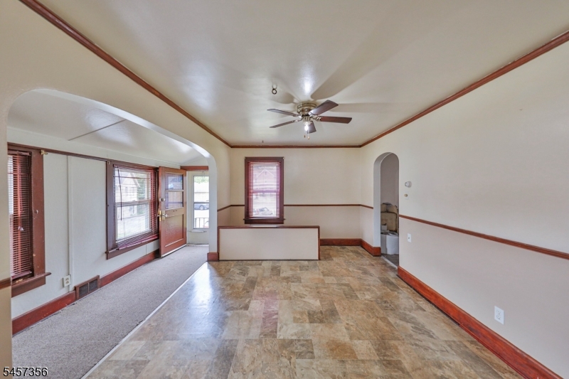 12 Limekiln Rd Property Photo 7