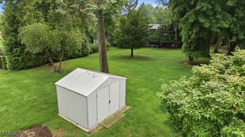 42 Hanover Pl Property Photo 35