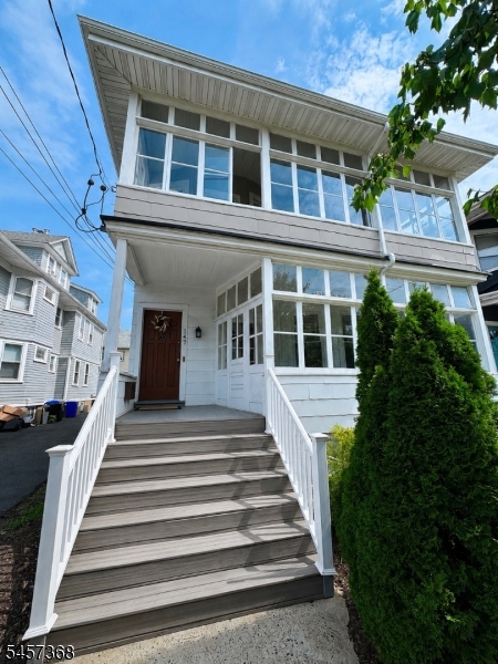 147 Claremont Ave 1 Property Photo 15