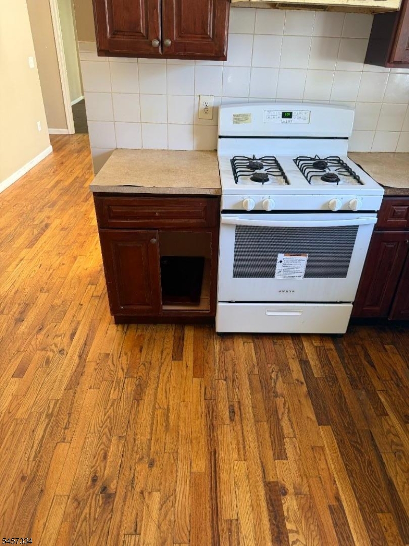812 Carteret Ave Property Photo 3