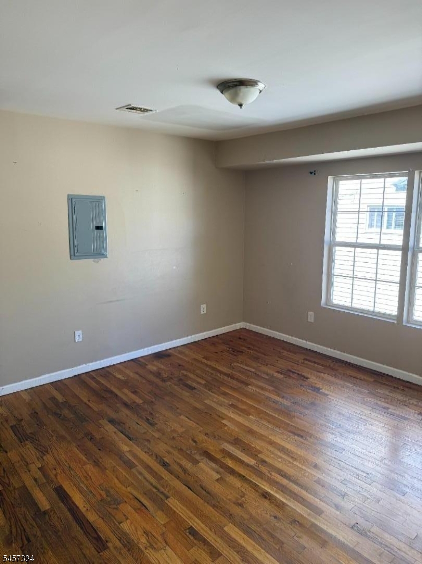812 Carteret Ave Property Photo 9