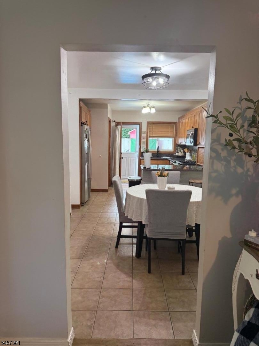 60 Willet St Property Photo 7
