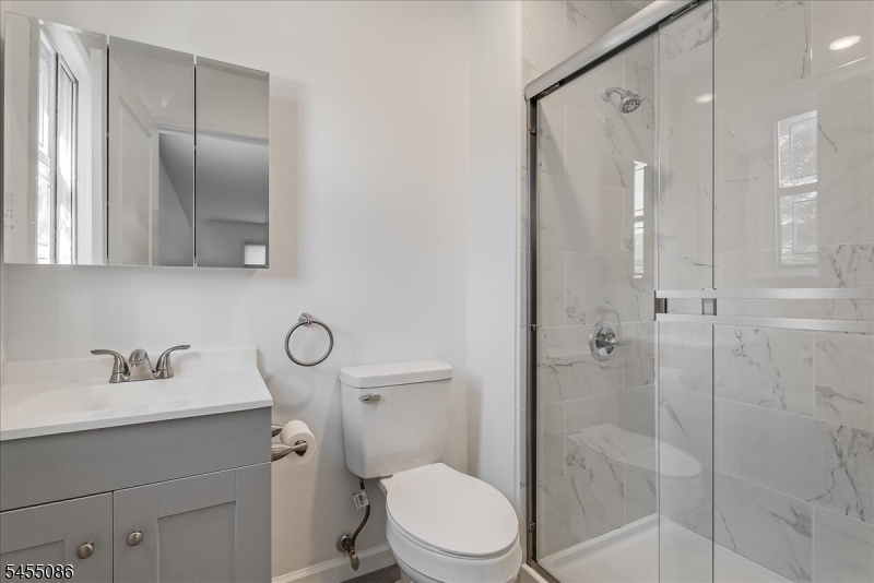 131 Beverly Hill Ter C Property Photo 10