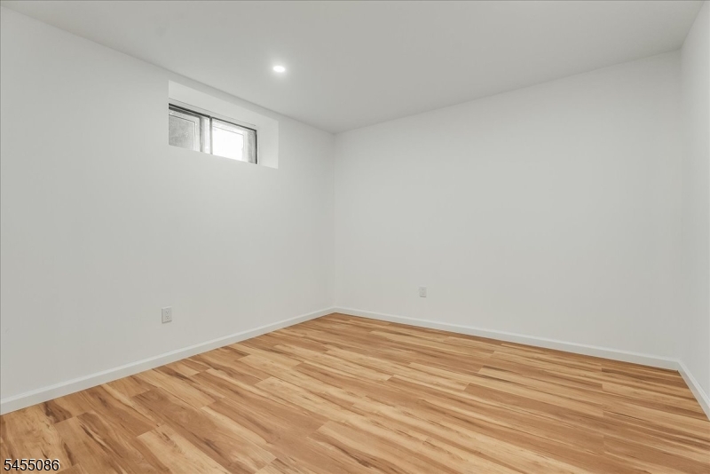 131 Beverly Hill Ter C Property Photo 13