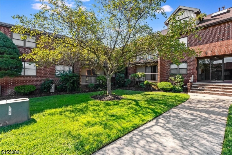 131 Beverly Hill Ter C Property Photo 17