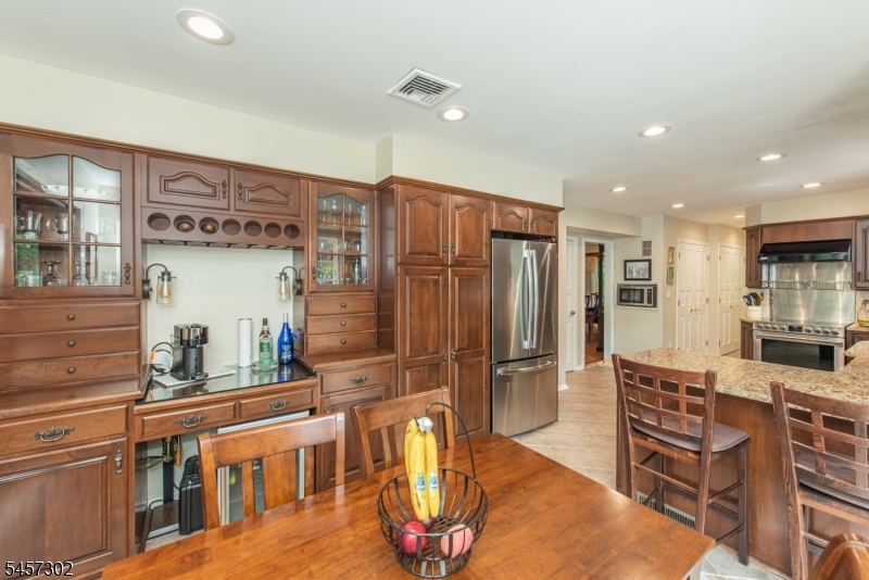 390 Ski Trl Property Photo 9