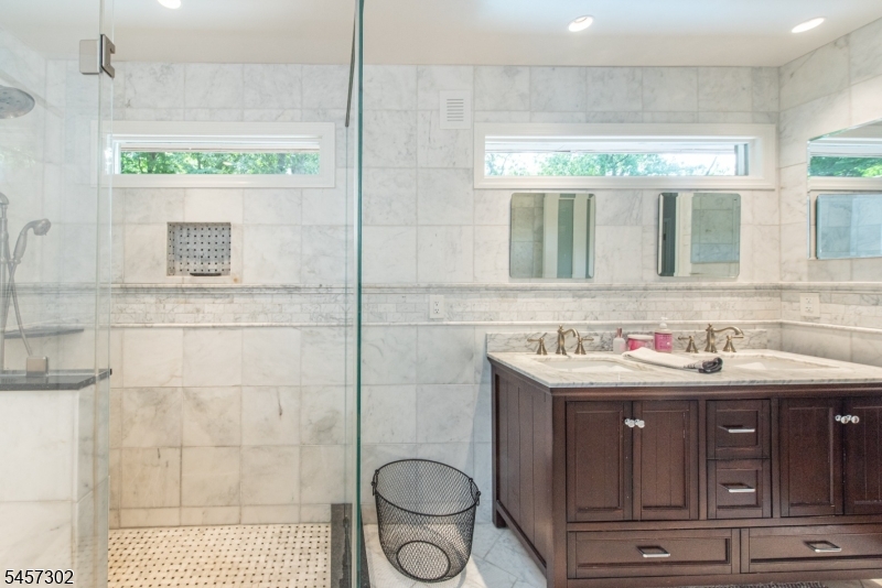 390 Ski Trl Property Photo 14