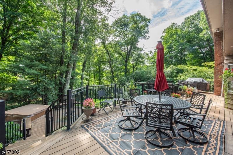390 Ski Trl Property Photo 22