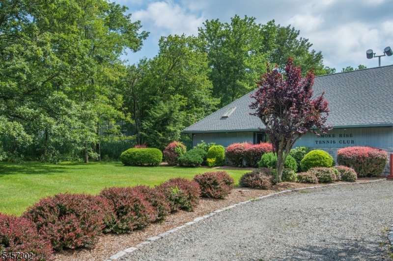 390 Ski Trl Property Photo 34