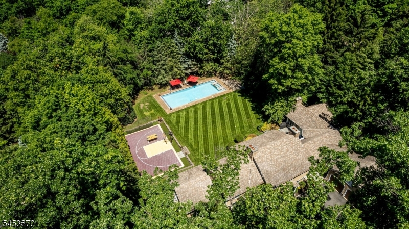 7 Farmstead Rd Property Photo 41
