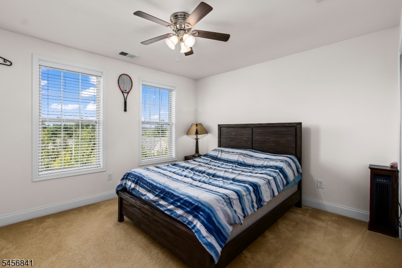 5 Pfrommer Ave Property Photo 16