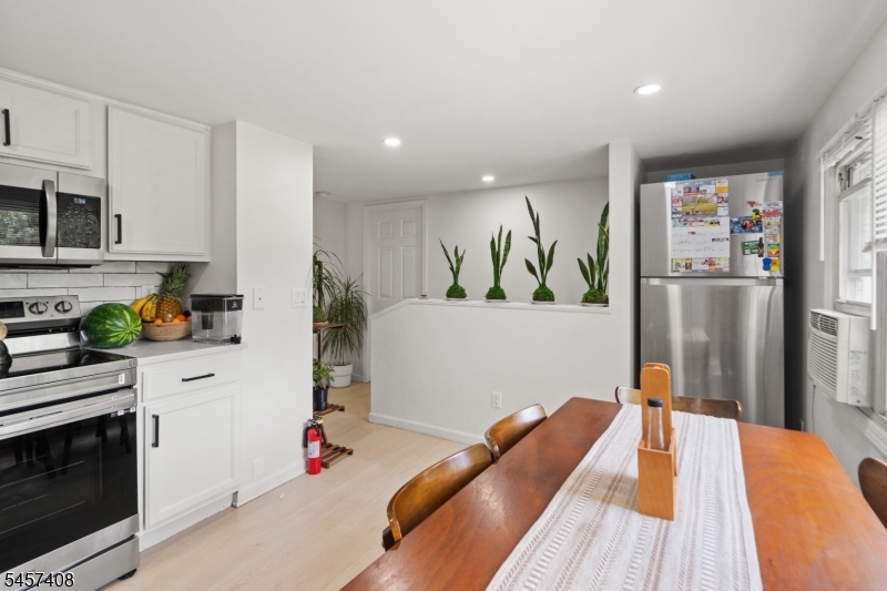 22 Frazer Rd Property Photo 6