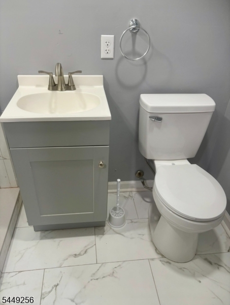 253 Washington St Property Photo 6