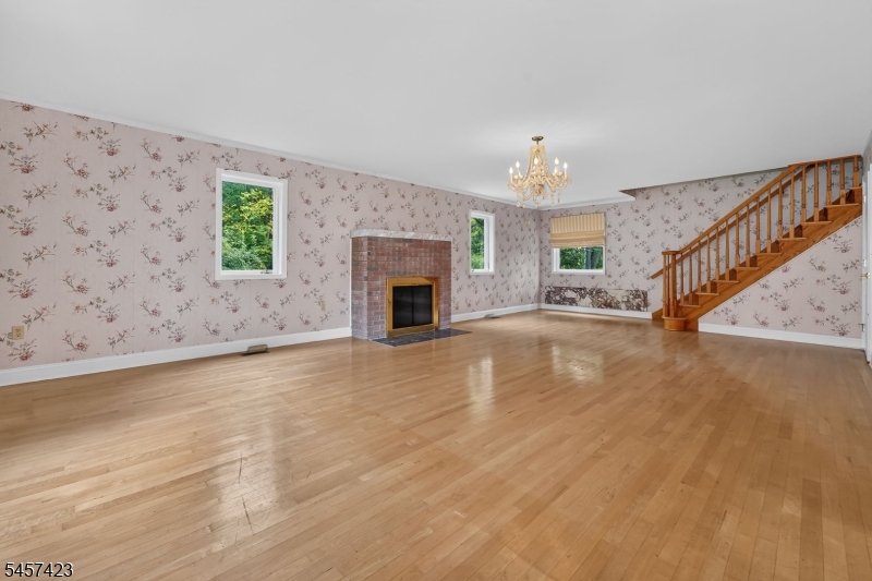 9 Woods Edge Ct Property Photo 6