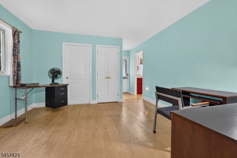 9 Woods Edge Ct Property Photo 10