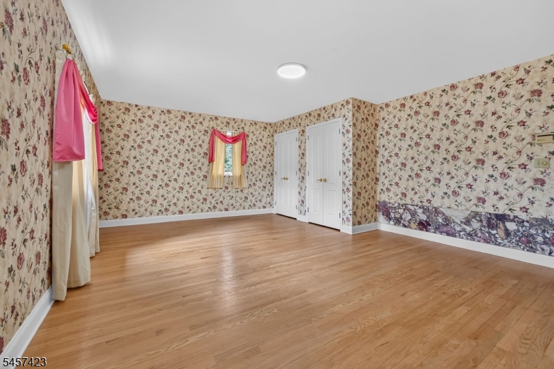 9 Woods Edge Ct Property Photo 15