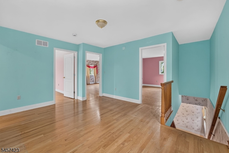 9 Woods Edge Ct Property Photo 18