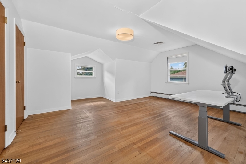 204 Hillside Ave Property Photo 19
