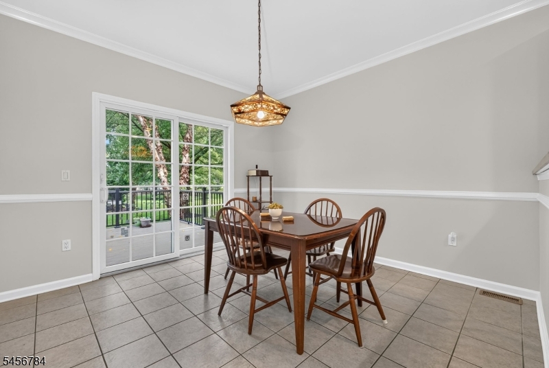 7 Pinehurst Cir Property Photo 8