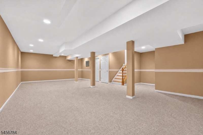 7 Pinehurst Cir Property Photo 16