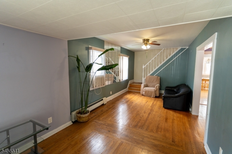 30 Carnation St Property Photo 3