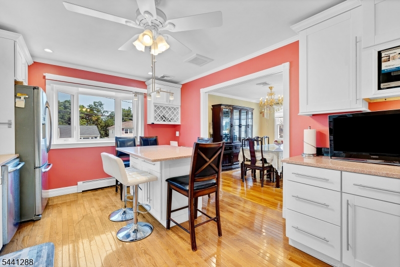 111 Walton Ave Property Photo 12