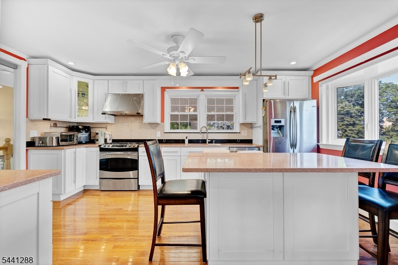 111 Walton Ave Property Photo 14