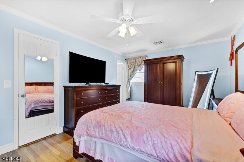 111 Walton Ave Property Photo 27