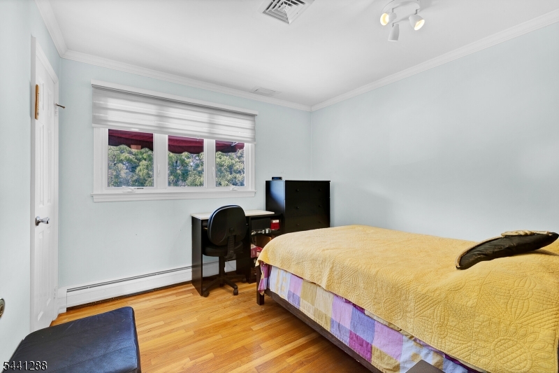 111 Walton Ave Property Photo 29
