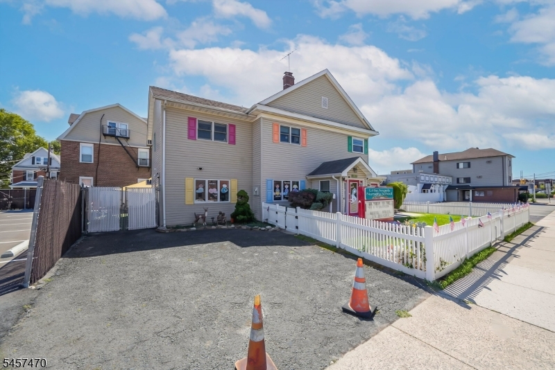 188 Washington Ave Property Photo 1