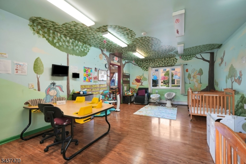 188 Washington Ave Property Photo 14
