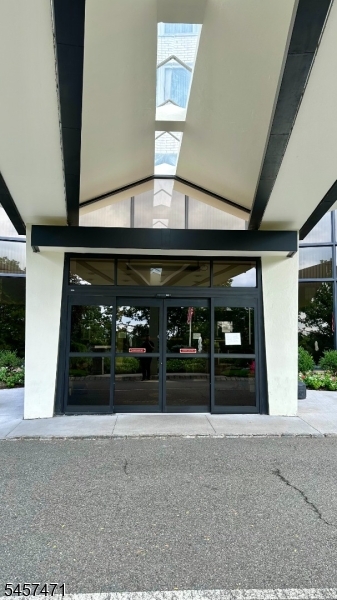 1 Claridge Dr Unit 1000 1000 Property Photo 24