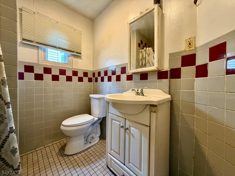 64 Cedarbrook Rd Property Photo 3