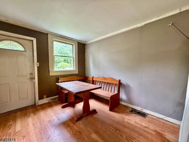 64 Cedarbrook Rd Property Photo 5