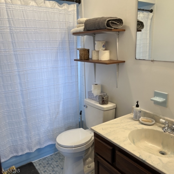 6 Jans Way Property Photo 17