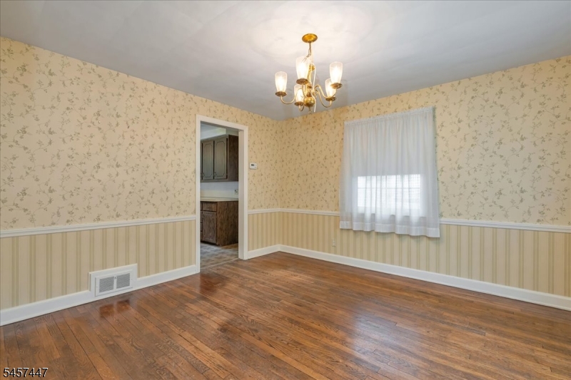 121 Passaic Ave Property Photo 11