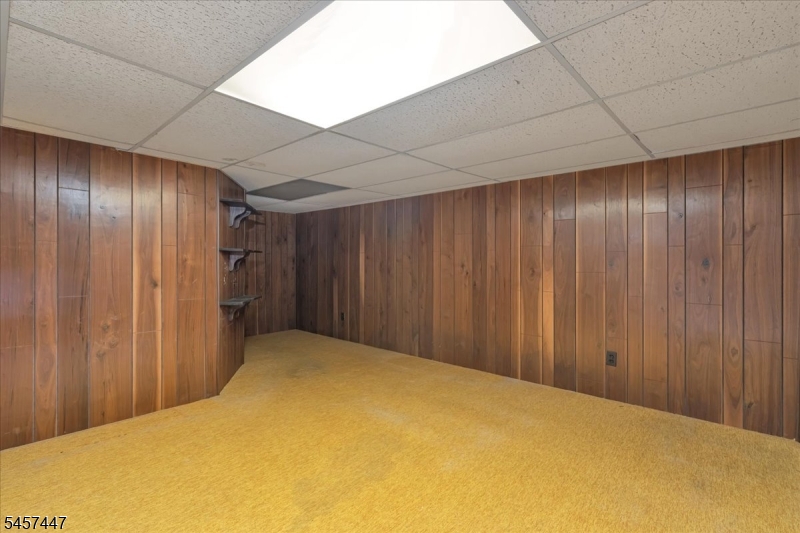 121 Passaic Ave Property Photo 17