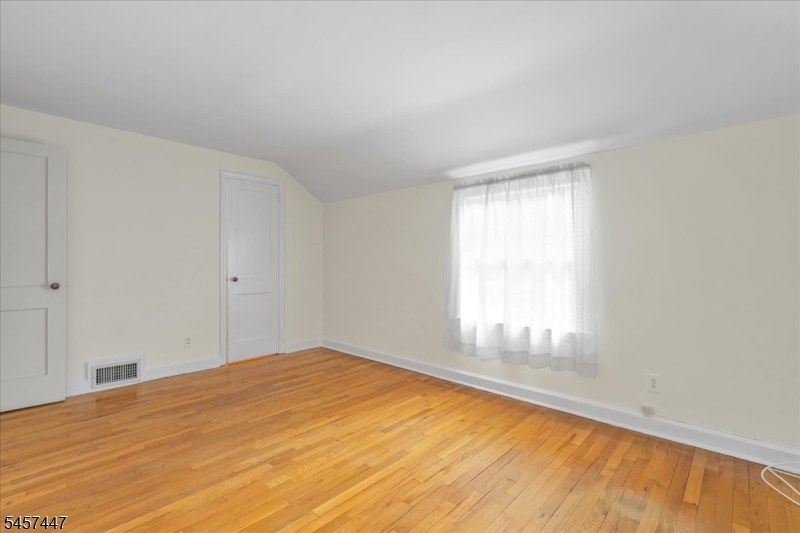 121 Passaic Ave Property Photo 27