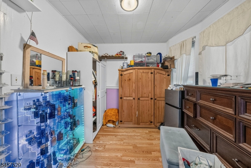 760 Parker St Property Photo 21