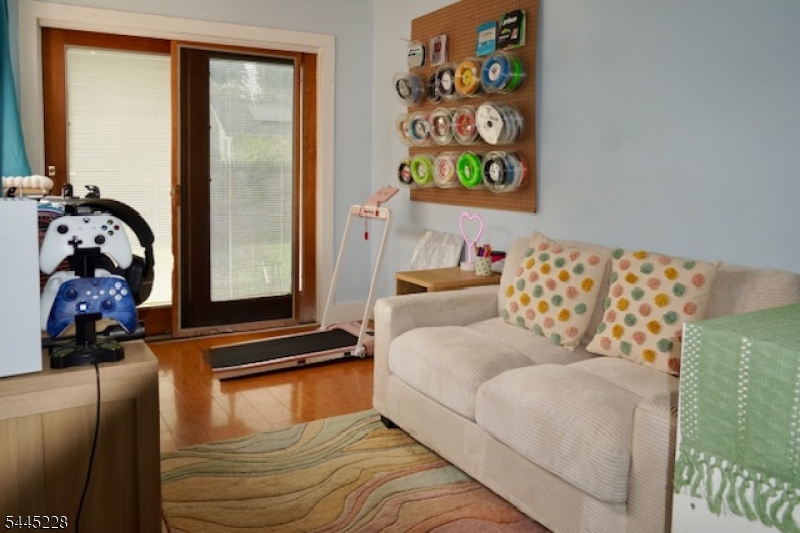 19 Seminole Ave Property Photo 15