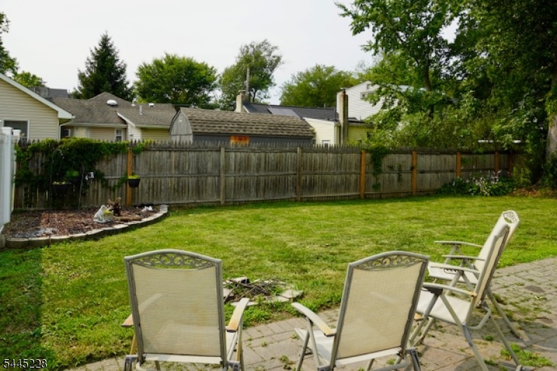 19 Seminole Ave Property Photo 18