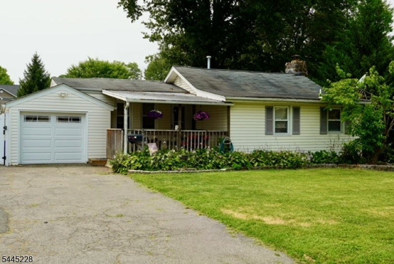 19 Seminole Ave Property Photo 21