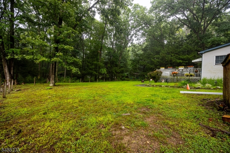 10 Pochuck Dr Property Photo 11