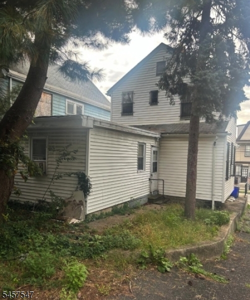35 Durand Pl Property Photo 1